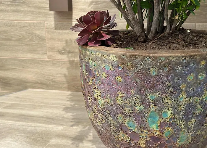 Апартаменти New Two Bedroom Apartment, Big Terrace & Sea View,