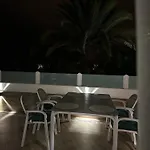 New Two Bedroom Apartment, Big Terrace & Sea View, Apartman